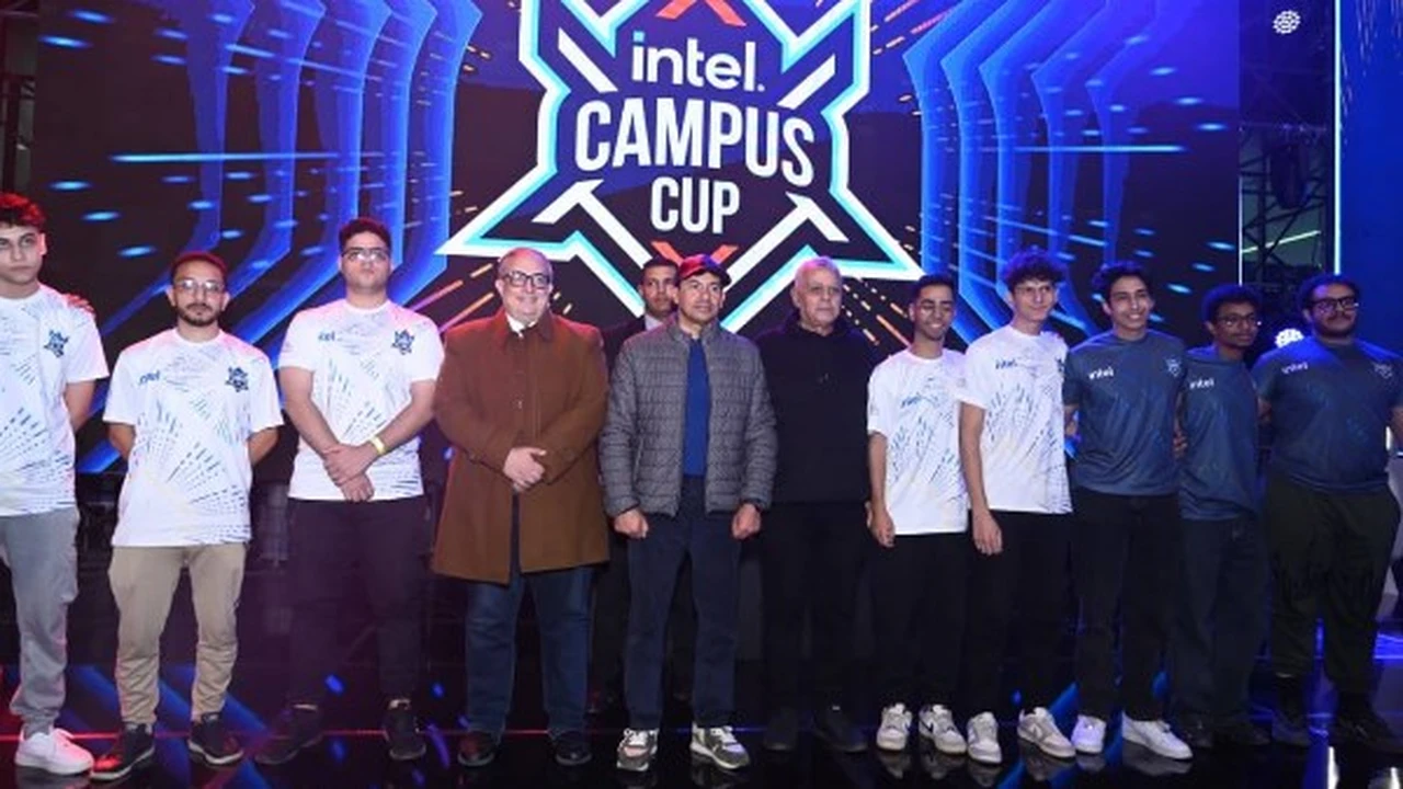 بـ3000 طالب جامعي.. ختام بطولة الألعاب الإلكترونية المصرية 2025 بشهادة الوزير